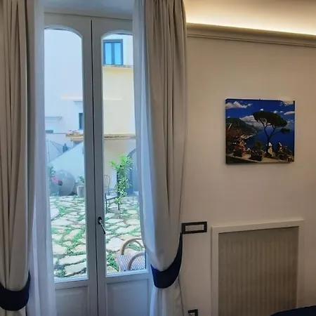 アパート House & *