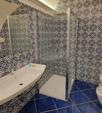 House & Апартаменти *