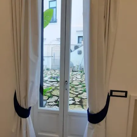 House & Апартаменти *