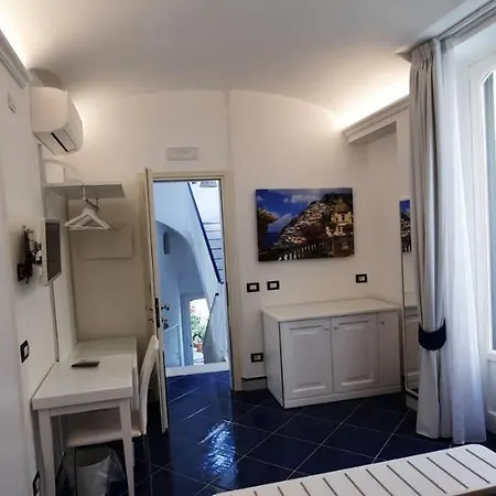 House & Апартаменти *